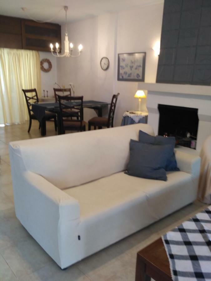 Surf House Villa Artemida  Luaran gambar