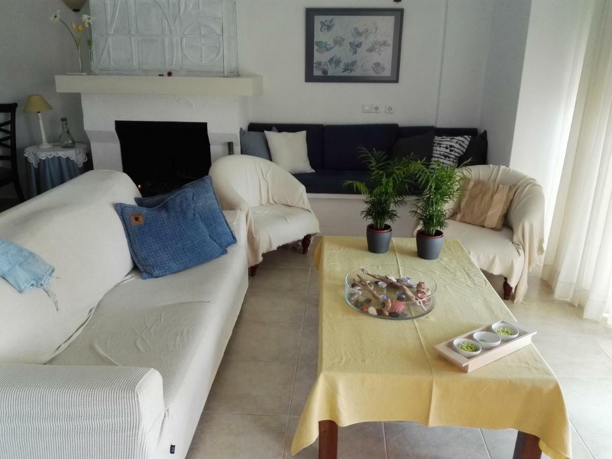 Surf House Villa Artemida  Luaran gambar